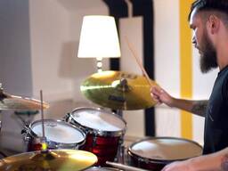 Բառաբանի անհատական դասնթացներ, հարվածային գործիքներ Drums Ударник barabani dasntacner