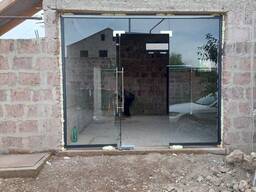 Ապակե դռներ պատվերով - Farmplast LLC
