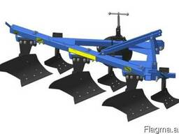 Плуг трехкорпусной