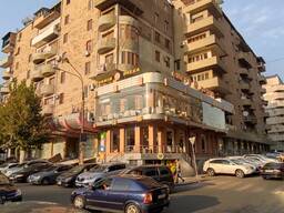 Продается квартира в центре Еревана