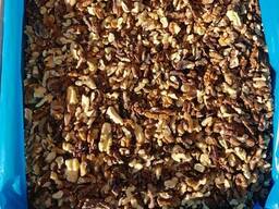 Продам орех грецкий 1\2 бабочка (янтарный) от 20 тонн. Цена