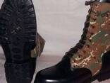 Военные ботинки, шапки - фото 3