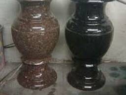 Գրանիտային ծաղկամանները ծաղկամաններ են վաճառում Ուկրաինայից