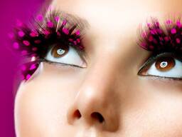 Tartichneri licq/ Թարթիչների լիցք